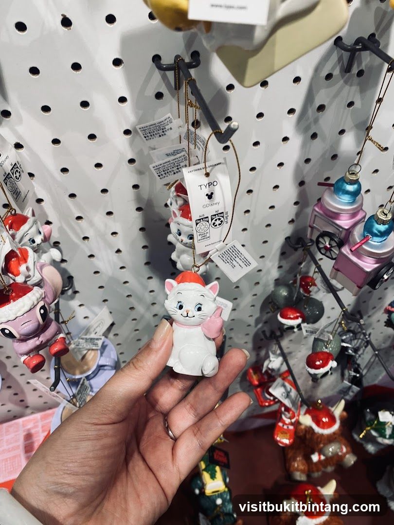 Disney Marie Cat Ornament