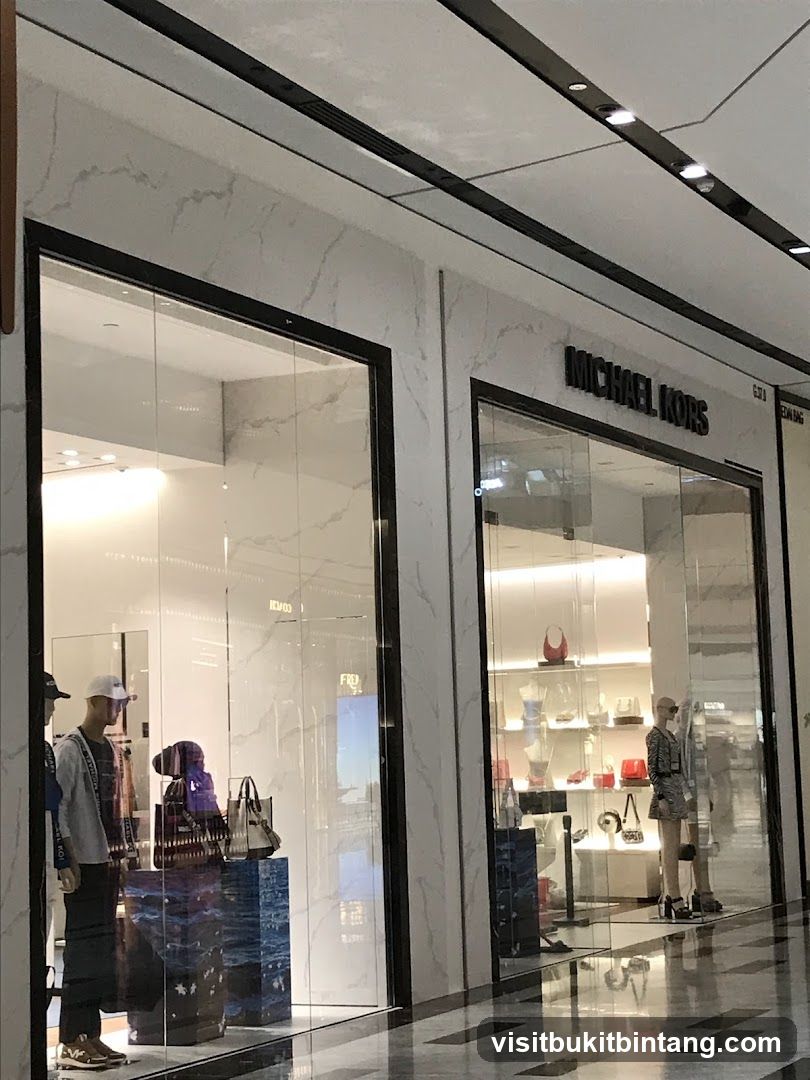 Michael Kors - The Exchange TRX