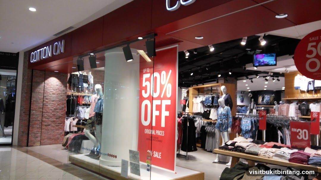Cotton On @ Gurney Paragon