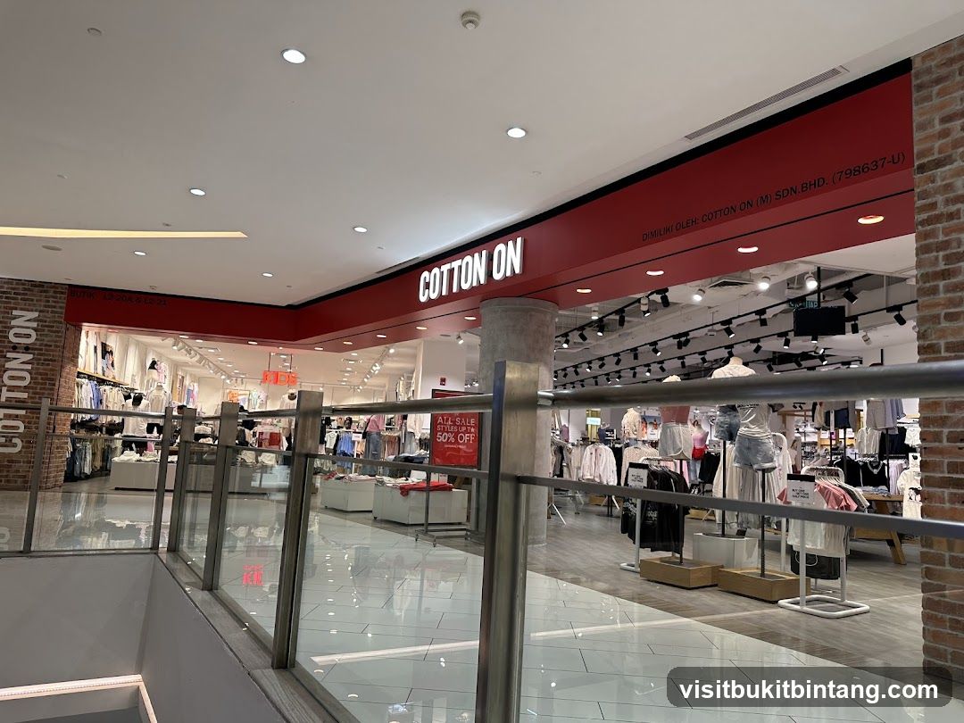 Cotton On @ Gurney Paragon