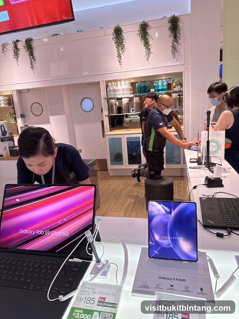 Electronics Store Display
