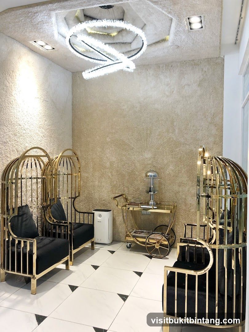Luxurious Waiting Area