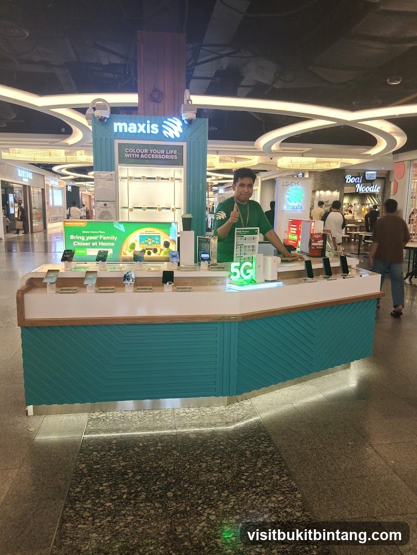 Maxis Accessories Kiosk