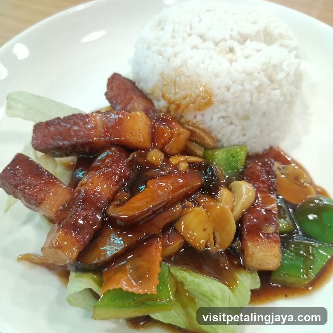 Stir-fried Pork with Peppers and Rice