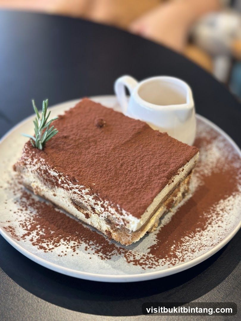 V88 Cafe & Bar Starhill