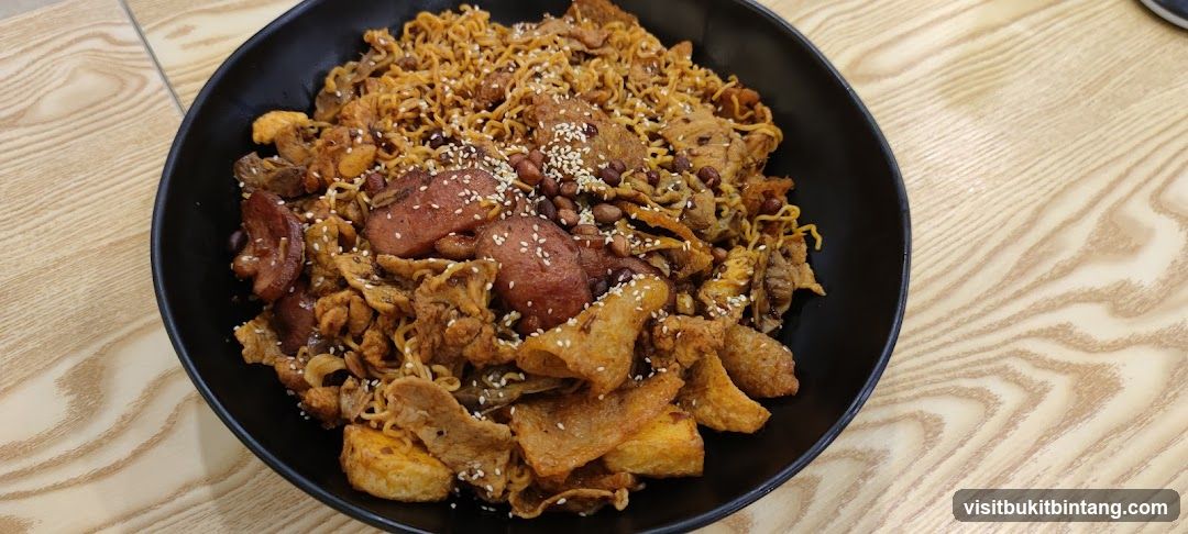 Spicy Noodle Dish