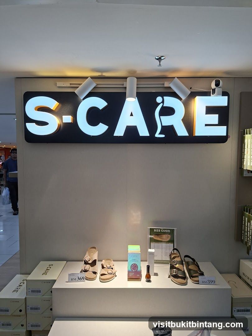 S-CARE Store Display