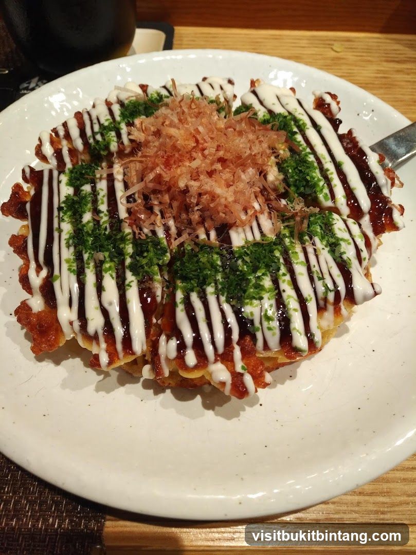 Okonomiyaki with Toppings