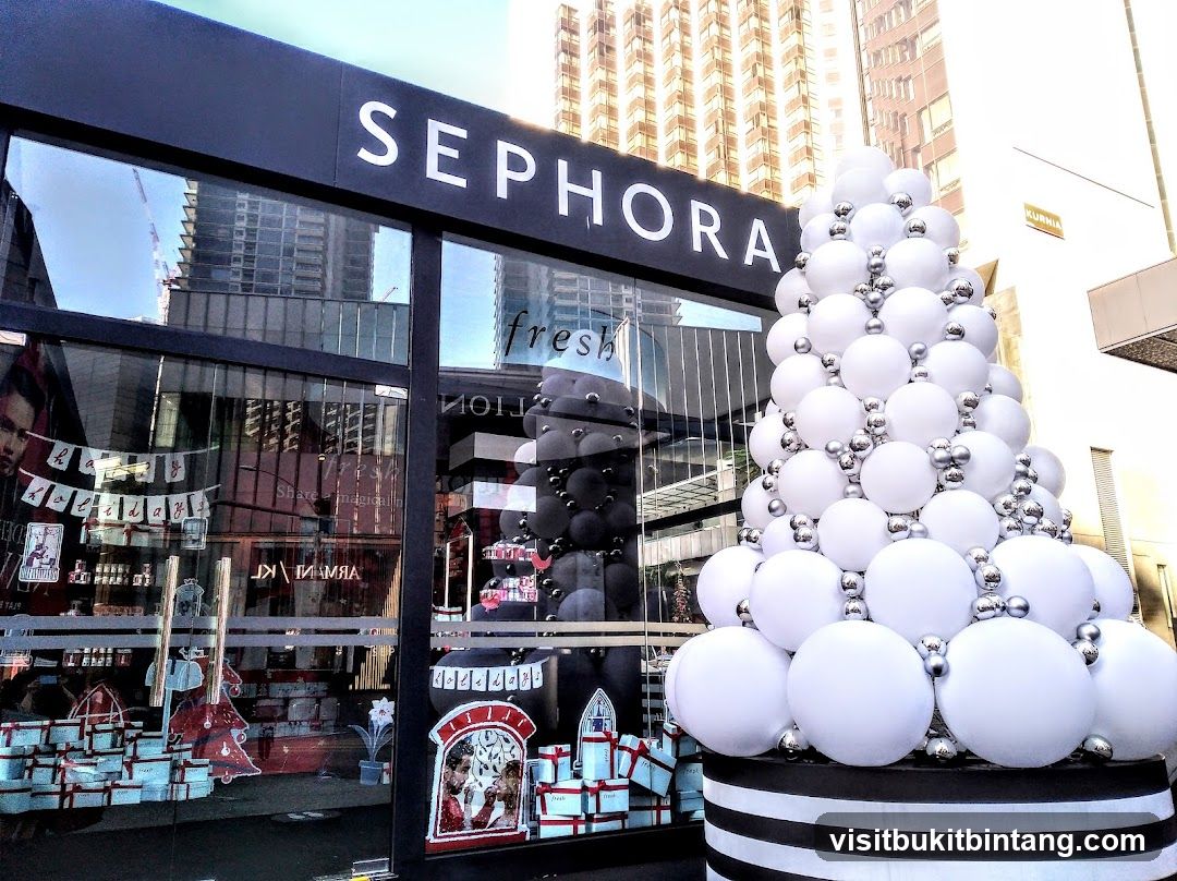 Sephora Storefront