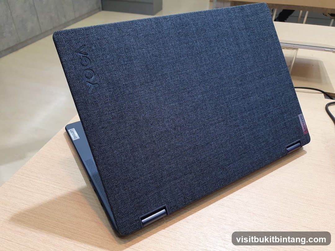 Lenovo Yoga Laptop