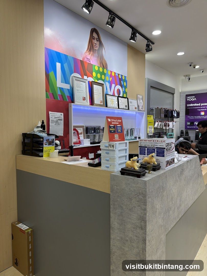 Lenovo Store Counter