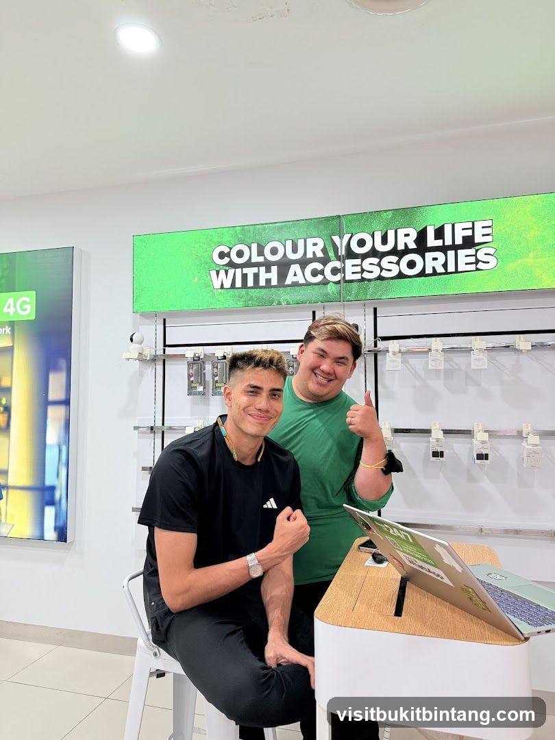 Maxis Plaza Low Yat