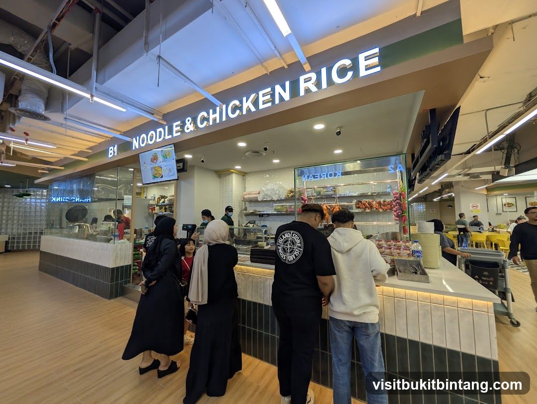 Noodle & Chicken Rice Stall