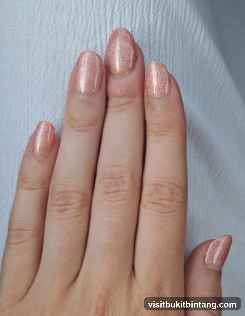 Nails with Glitter Polish