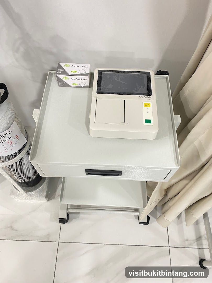 Medical Equipment Cart