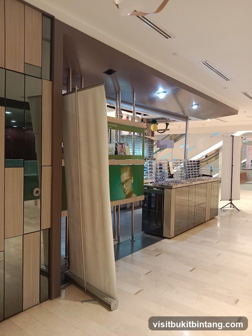 Eyewear display in a mall