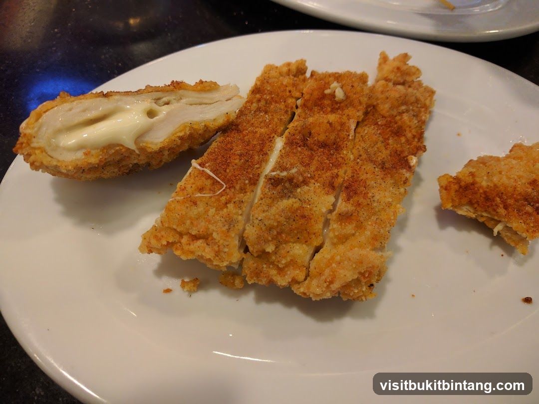 Breaded Chicken with Cheese