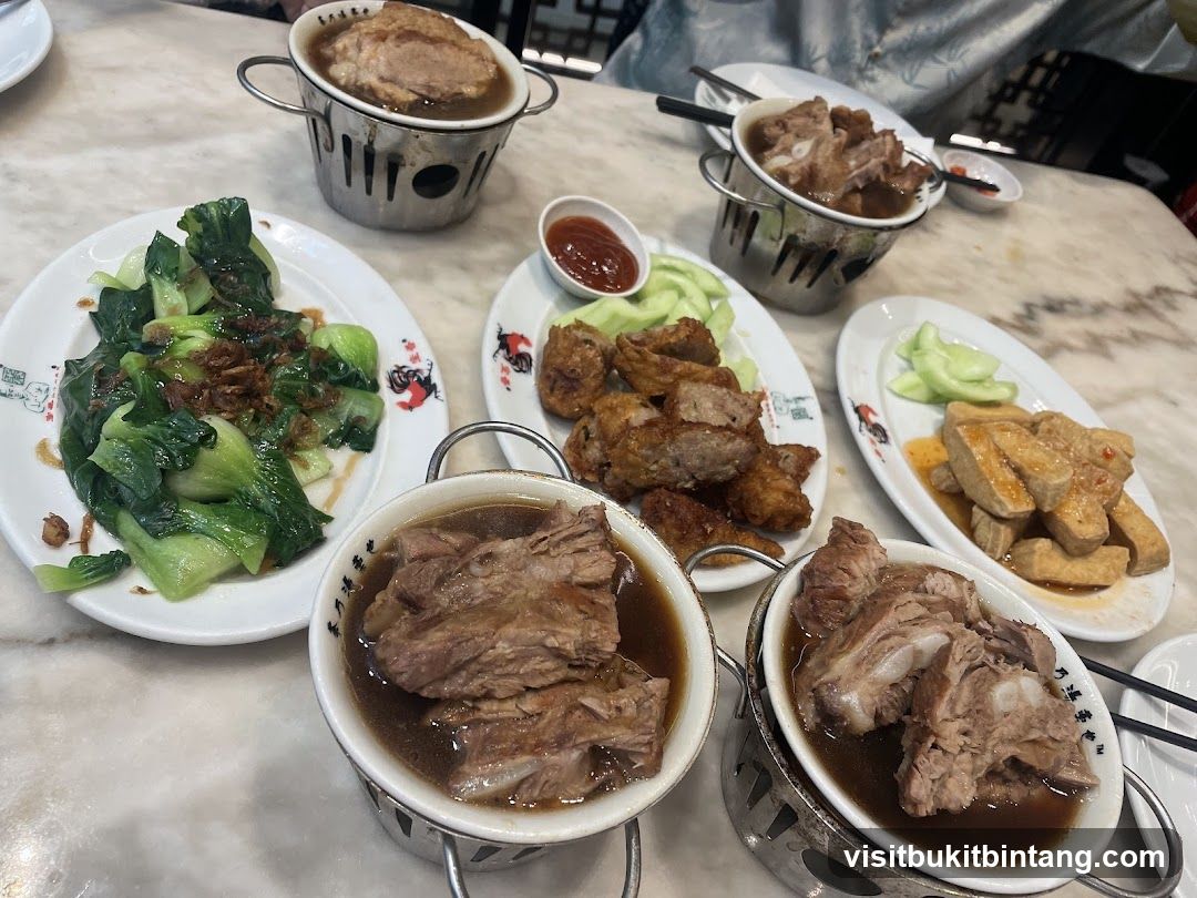 Pork Rib Soup and Side Dishes