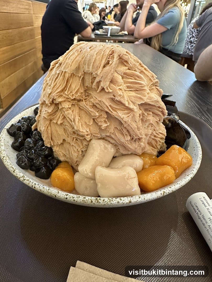 Shaved Ice Dessert with Toppings