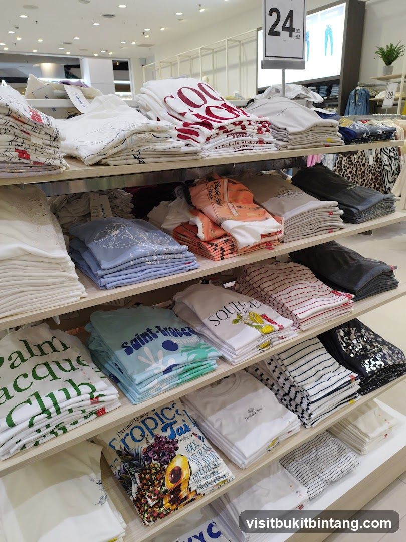 T-shirt Display