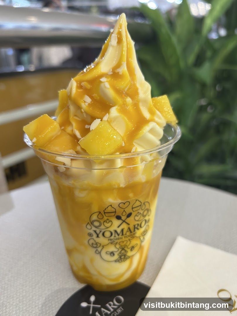 Yomaro Frozen Yogurt - Lot 10