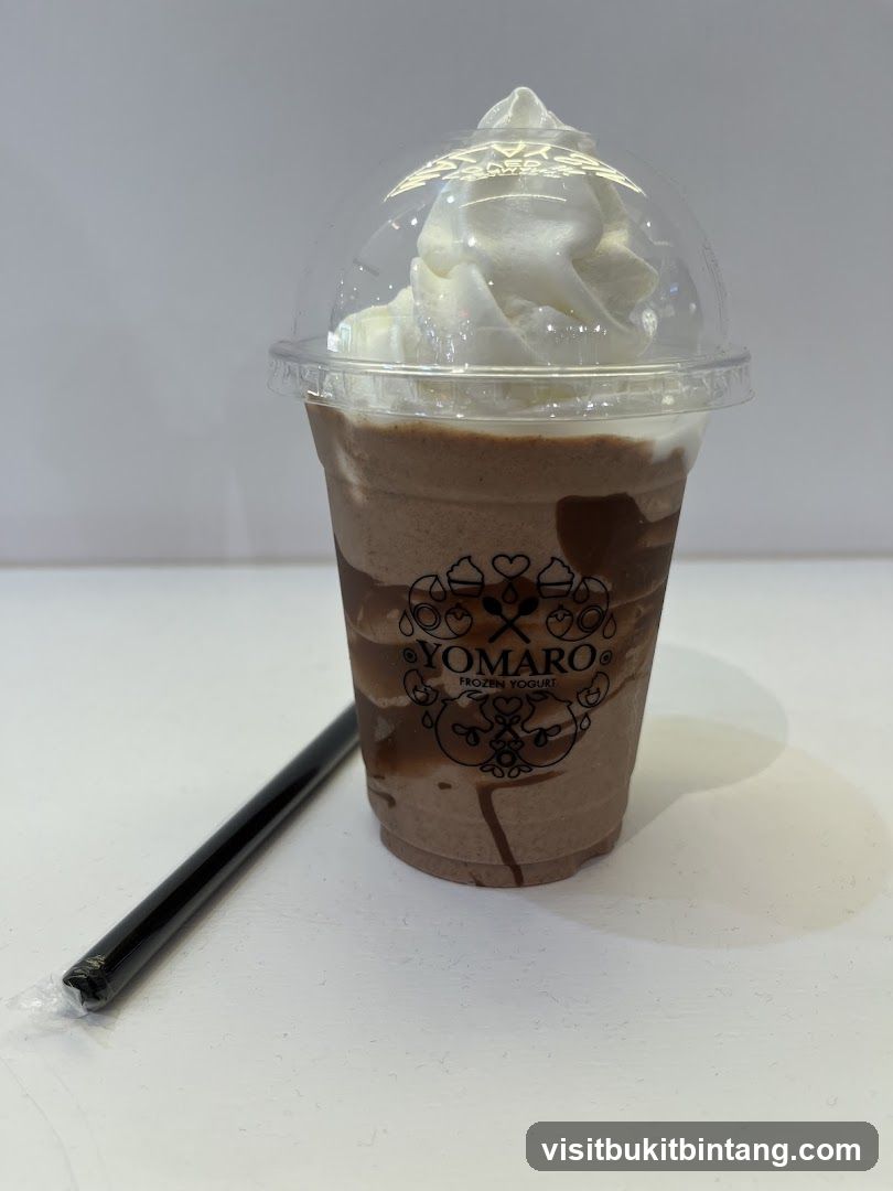 Yomaro Frozen Yogurt - Lot 10