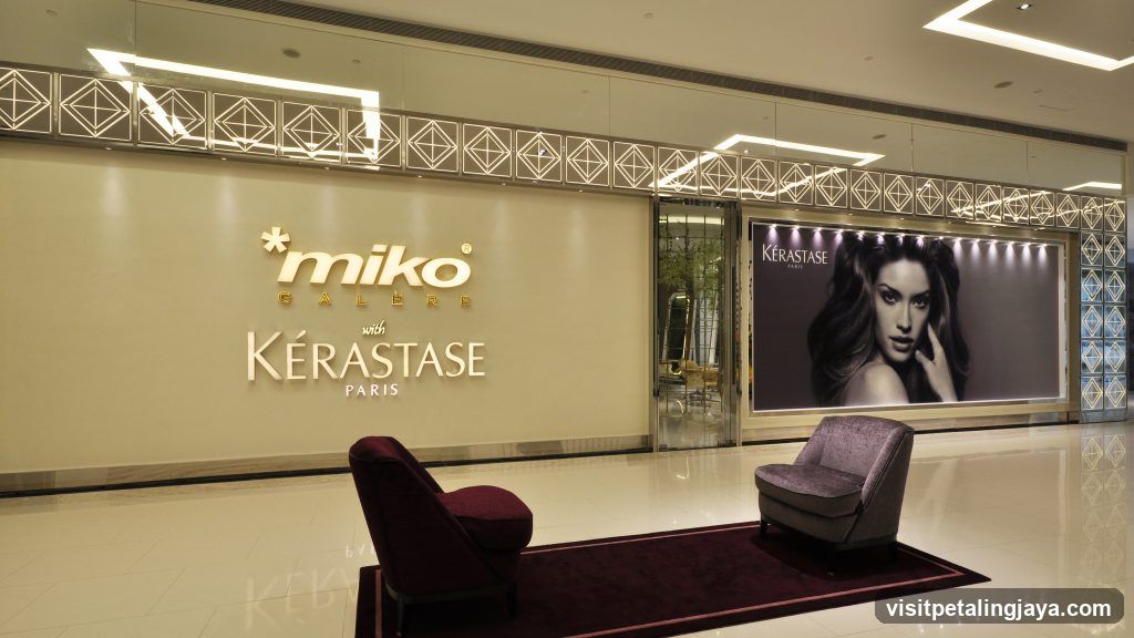 Miko Galére Signature