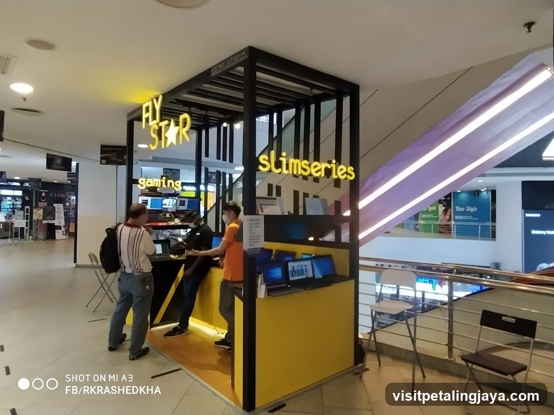 Fly Star Gaming Booth