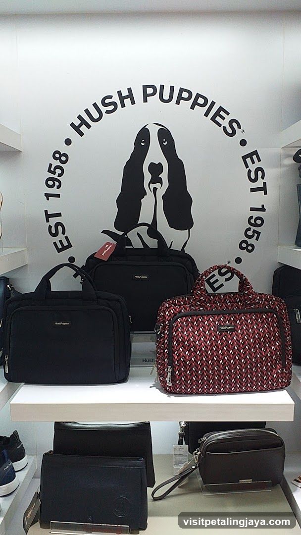 Hush Puppies Store Interior Display