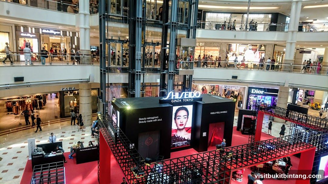 Shiseido Pop-Up in Mall