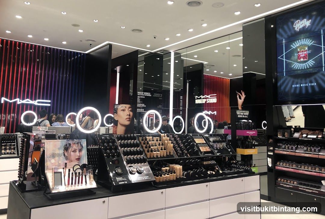 MAC Makeup Studio