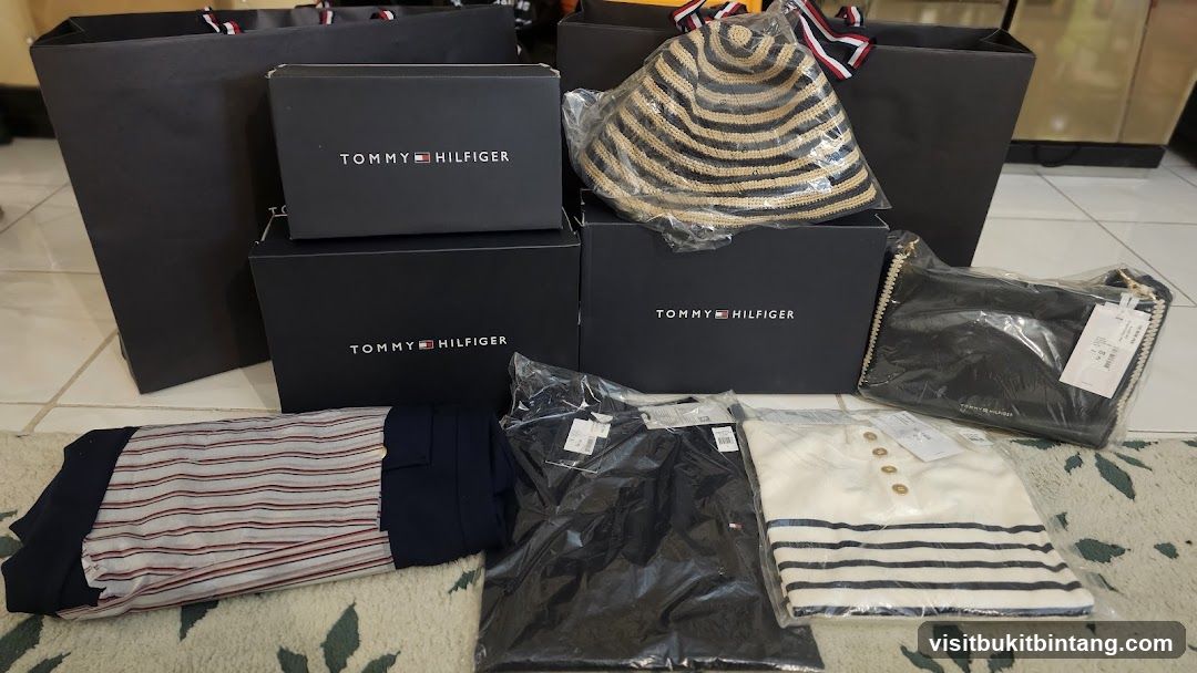 Tommy Hilfiger Shopping Bags and Merchandise