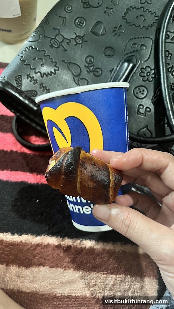 Pretzel Bite and Drink