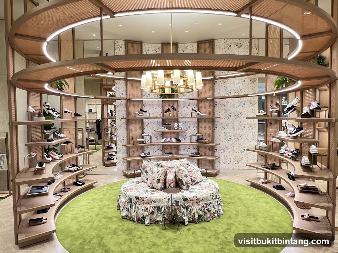 Tory Burch PavilionKL