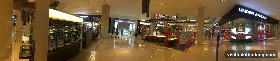 Under Armour Storefront and Mall Interior