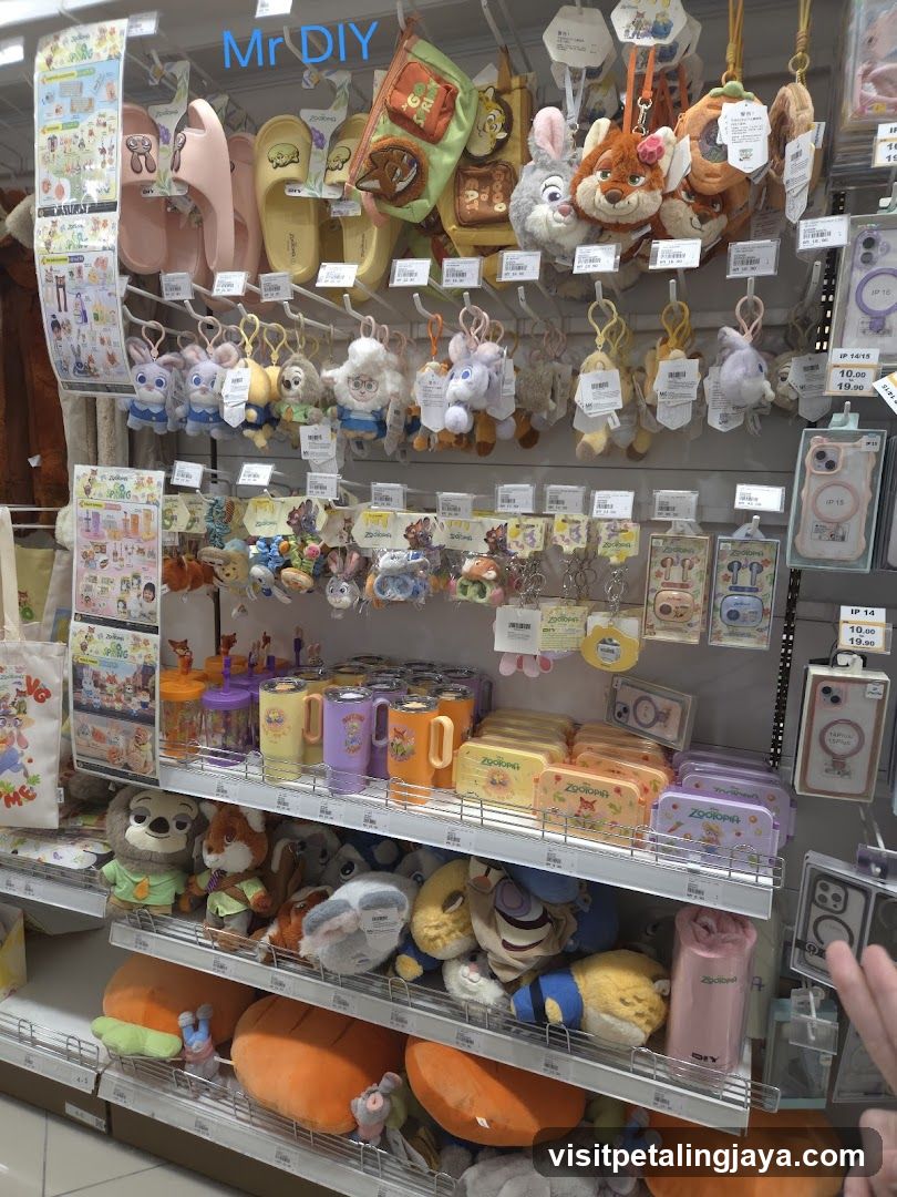 Mr DIY Store Interior