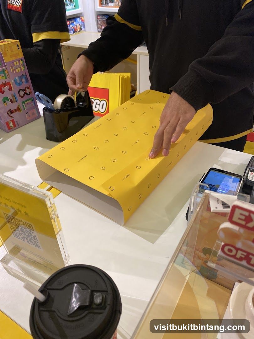 LEGO Store Counter