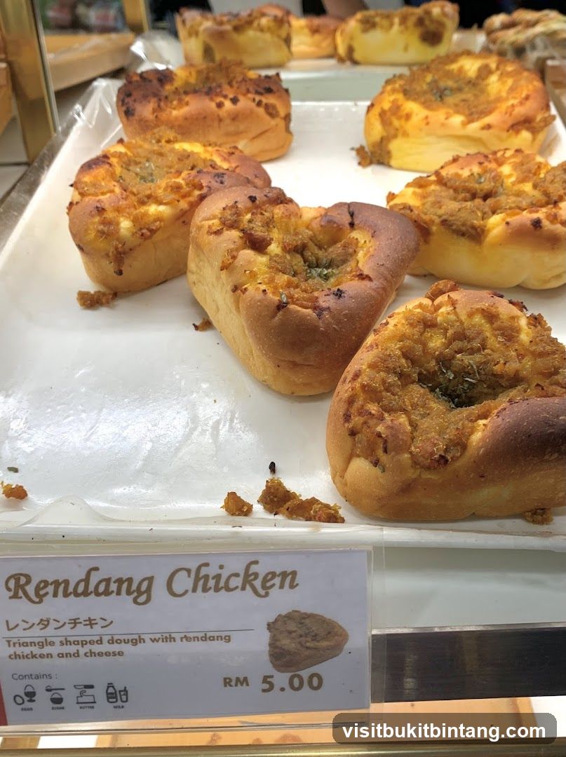 Rendang Chicken Pastry