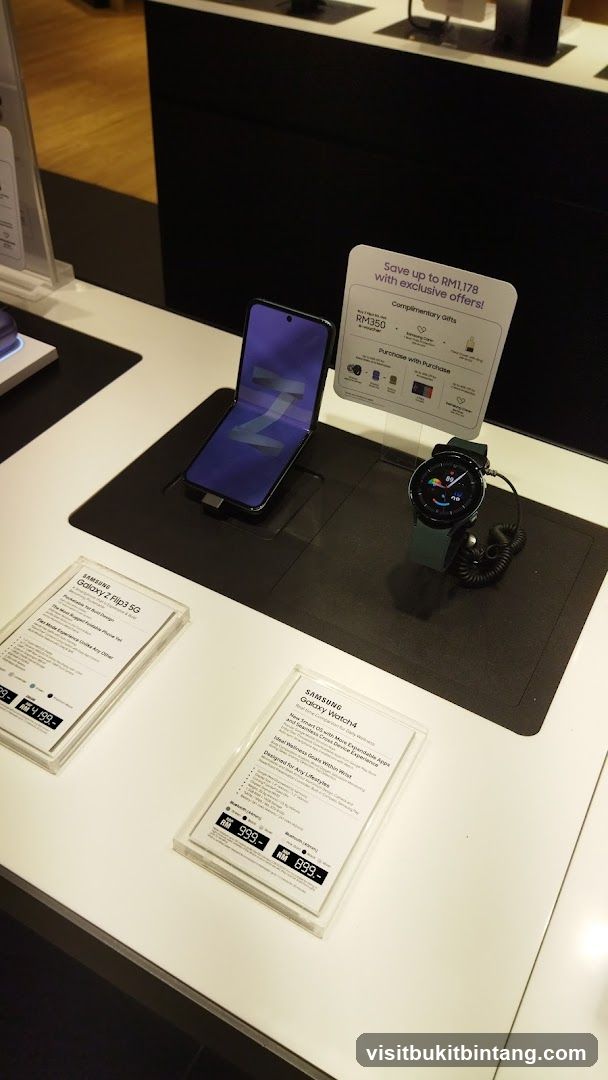 Samsung Product Display
