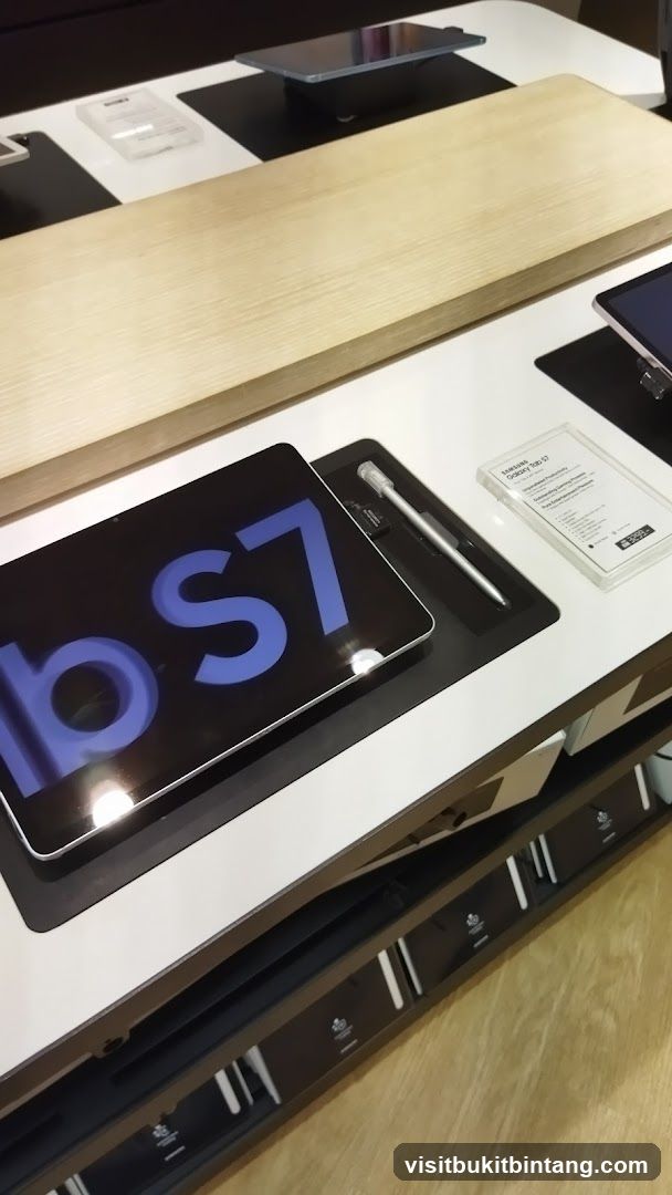Samsung Galaxy Tab S7 Display