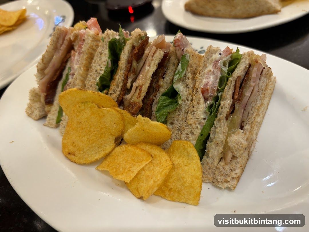 Club Sandwich with Chips