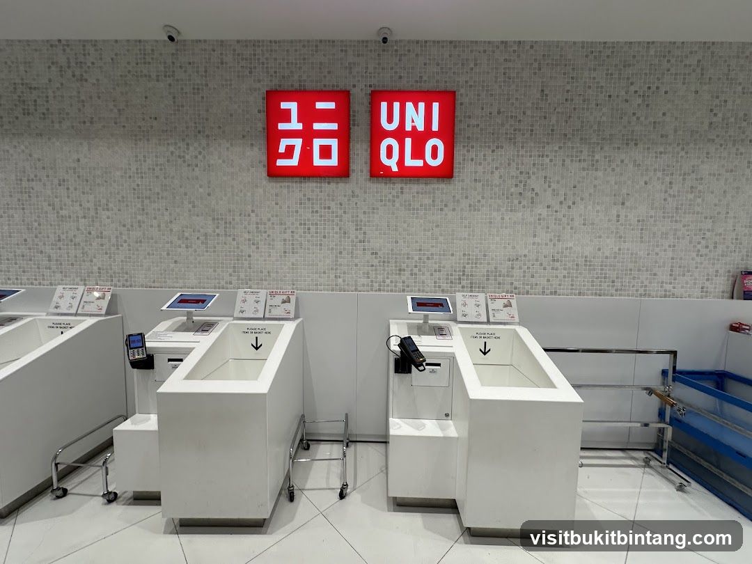 Uniqlo Self-Checkout Area