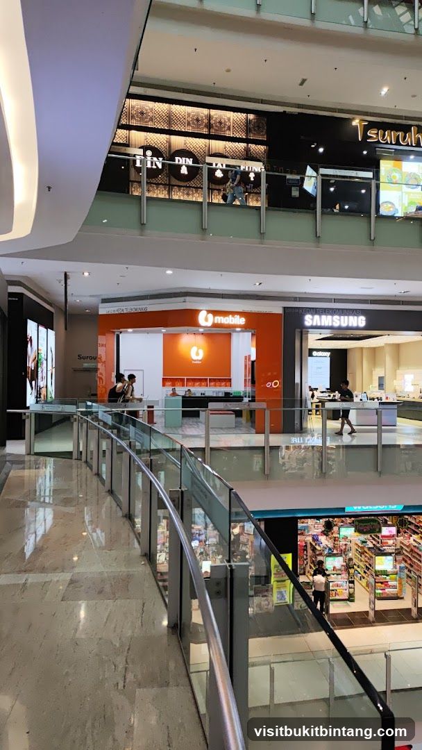 U Mobile and Samsung Stores in a Mall