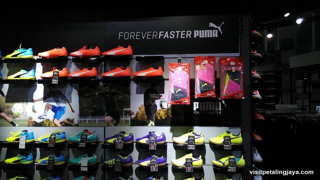 Puma Football Store Display