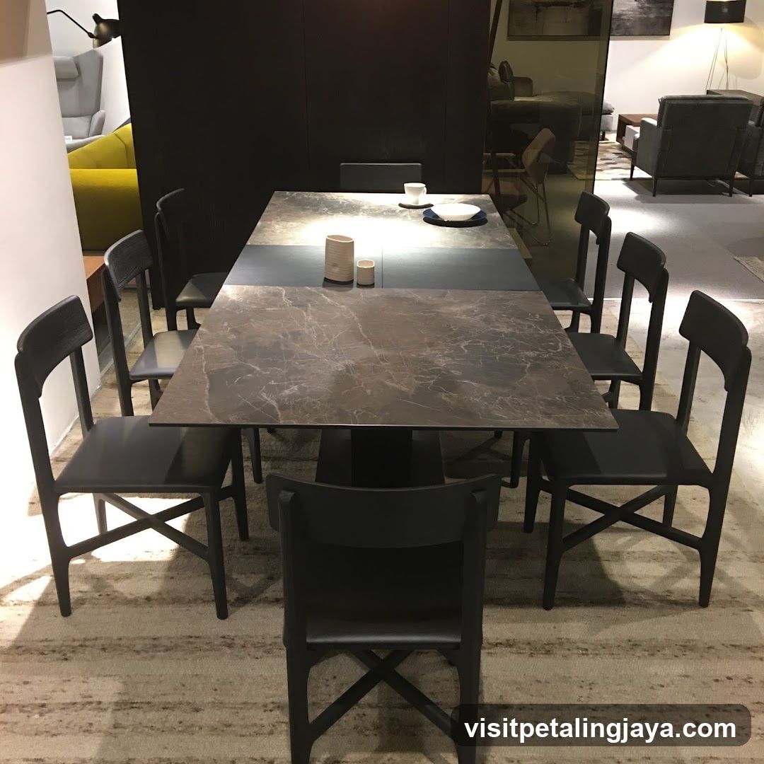 Dining Room Display