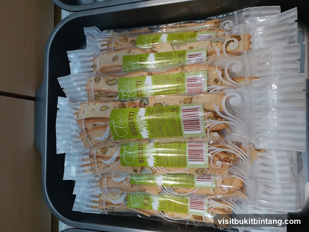 Pistachio Biscotti