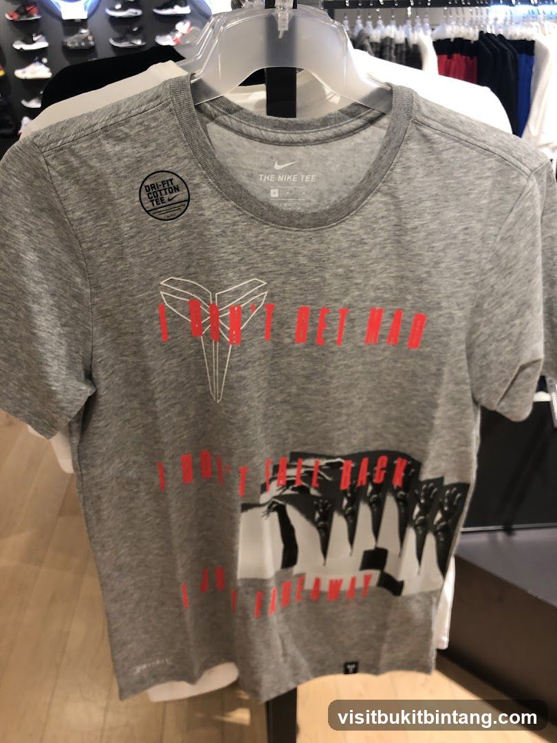 Nike T-Shirt