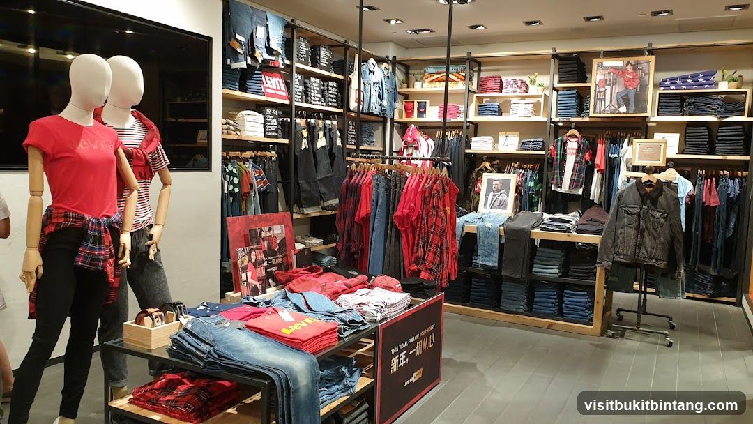 Levi's Store Interior