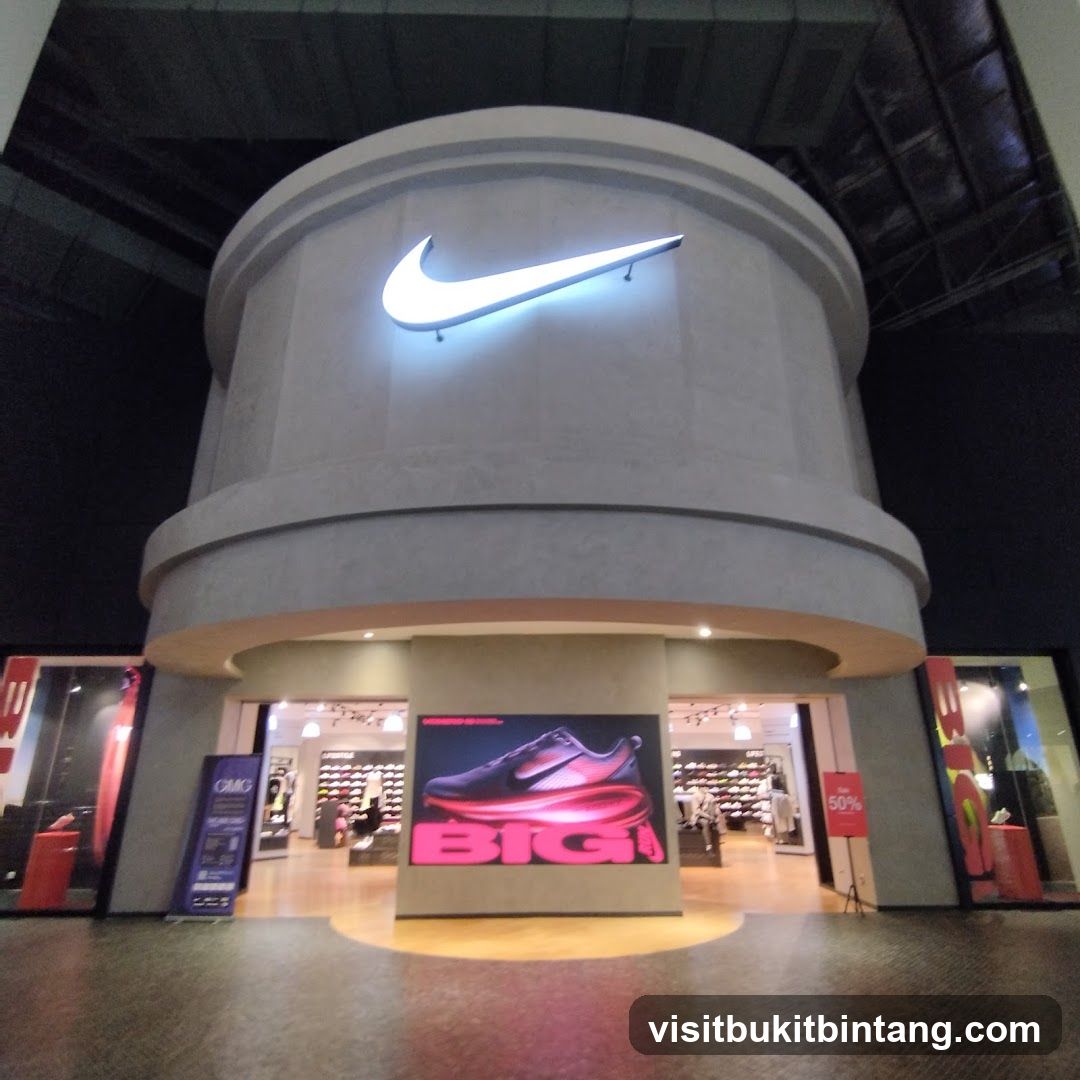 Nike - Mid Valley