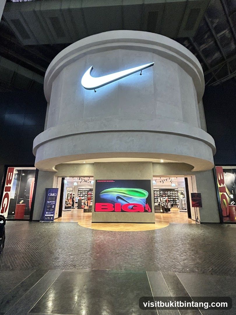 Nike - Mid Valley